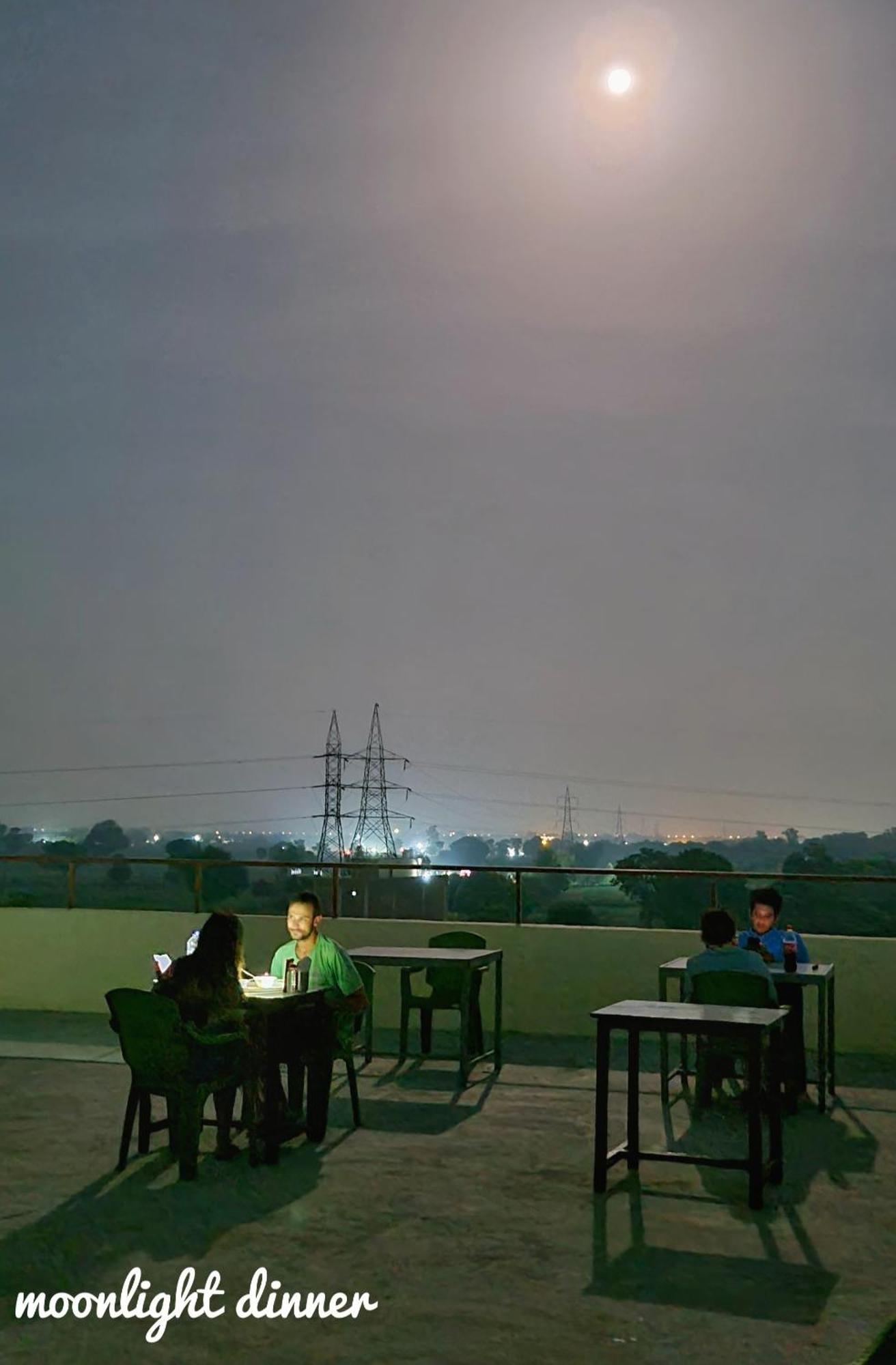 Sunrise Homestay Agra-Rooftop View Taj Mahal Agra  Exteriér fotografie